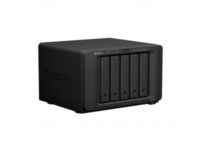 Сетевой накопитель Synology DS1517+ (8Gb) - Снят с производства Сетевой накопитель Synology DS1517+ (8Gb) - Снят с производства