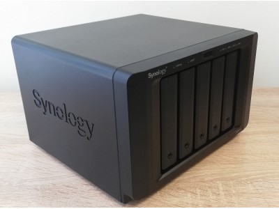 Сетевой накопитель Synology DS1517+ (2Gb) - 2Gb в подарок Сетевой накопитель Synology DS1517+ (2Gb) - 2Gb в подарок