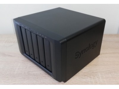 Сетевой накопитель Synology DS1517+ (2Gb) - Витринный + 8 Gb в подарок Сетевой накопитель Synology DS1517+ (2Gb) - Витринный + 8 Gb в подарок
